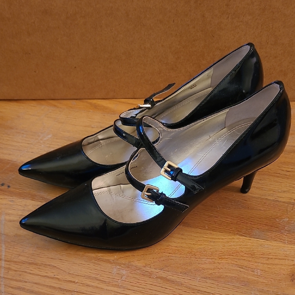 Tahari Barely Worn Black Patent Leather Double-Strap Heels, 8.5